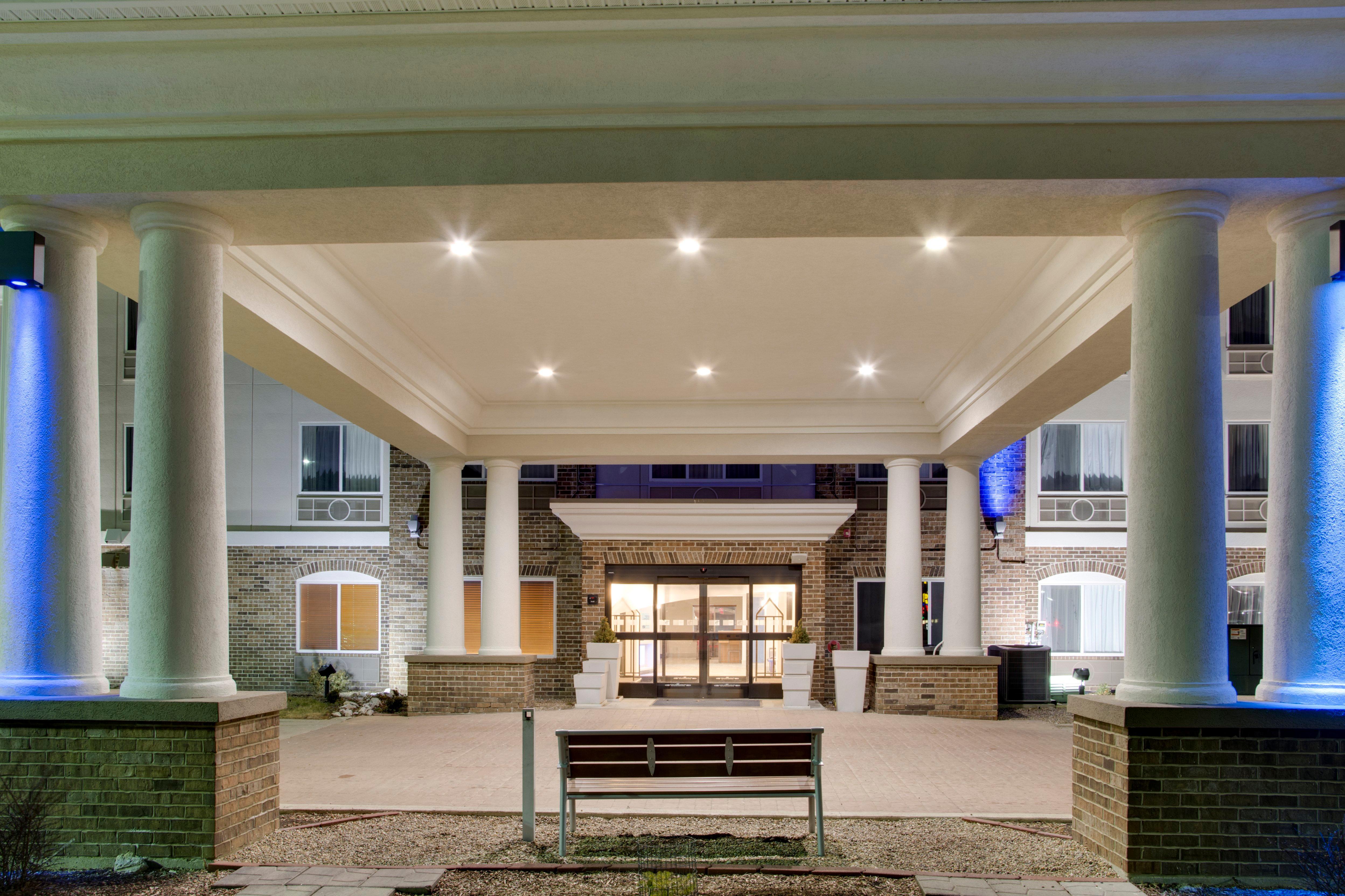 Holiday Inn Express & Suites Jacksonville By Ihg South Jacksonville Exterior photo