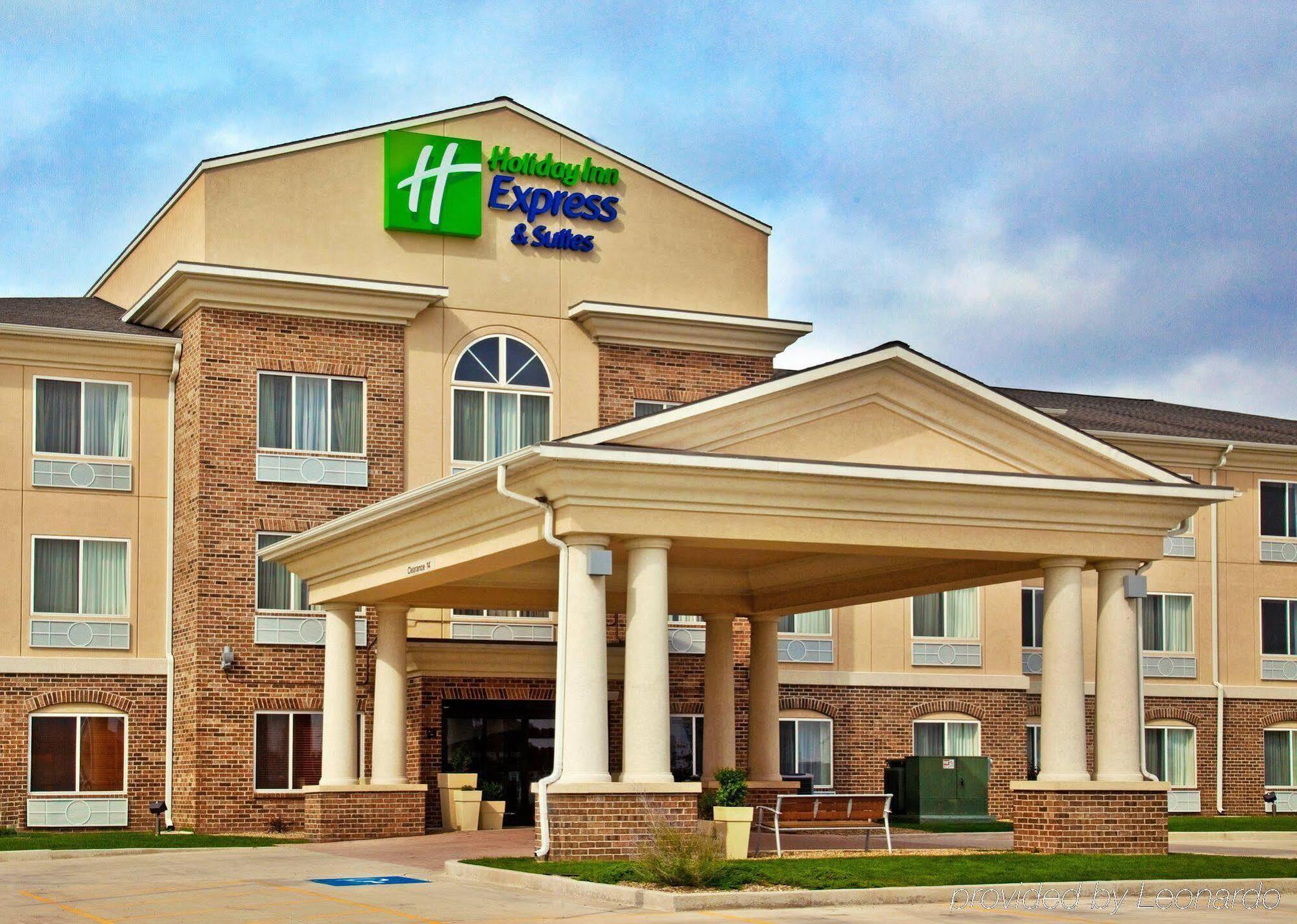 Holiday Inn Express & Suites Jacksonville By Ihg South Jacksonville Exterior photo